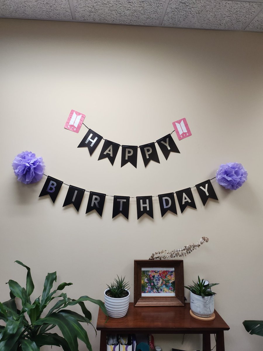 ohmandy's tweet photo. Boss and co-workers decorated my office for my birthday. They know me well. 💜 #BTSArmy https://t.co/7wbwySLmqA