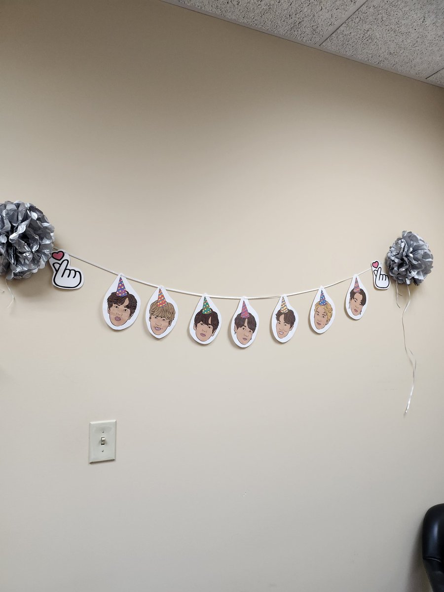 ohmandy's tweet photo. Boss and co-workers decorated my office for my birthday. They know me well. 💜 #BTSArmy https://t.co/7wbwySLmqA