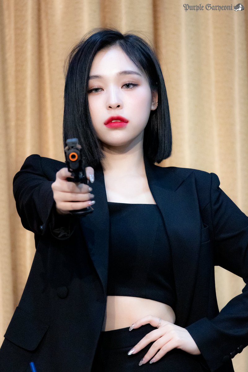 220424 fansign
#드림캐쳐 #이가현 #가현 #Dreamcatcher #gahyeon