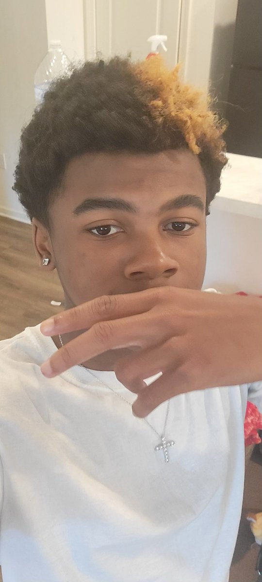 OxfordPolice's tweet image. 🚨Missing Juvenile: 

16-year-old J’Kylen Jones has not been seen since Friday. If you see him, please call the Oxford Police Department at 662-232-2400.