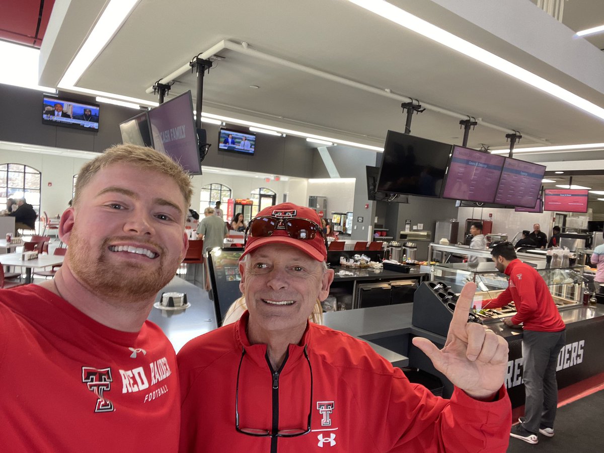 SlimeSzn (@ttuslimeszn) on Twitter photo #SlimeSzn ran into the #GOAT at lunch today #realcoachkittley #track #SlimeSzn ran into the #GOAT at lunch today #realcoachkittley #track