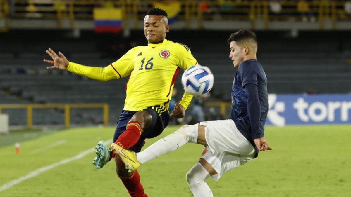 Óscar Cortés desea un futuro a lo grande: "Me gustaría jugar en Real Madrid o la Premier":   Leer dlvr.it/SkSS5J