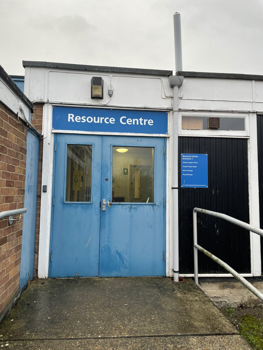KateBro88080231's tweet photo. Moving day!! Saying farewell to my work-home for the last 16 years &amp; a place which holds a huge amount of memories. But nothing more exciting than moving to our new building &amp; to a department for which we are beyond grateful @cpftnhs. Bigger &amp; better adventures ahead!🤸🏻‍♂️👟🏸⚽️🏓🧘🏼‍♀️ https://t.co/eXBsoJJPY1