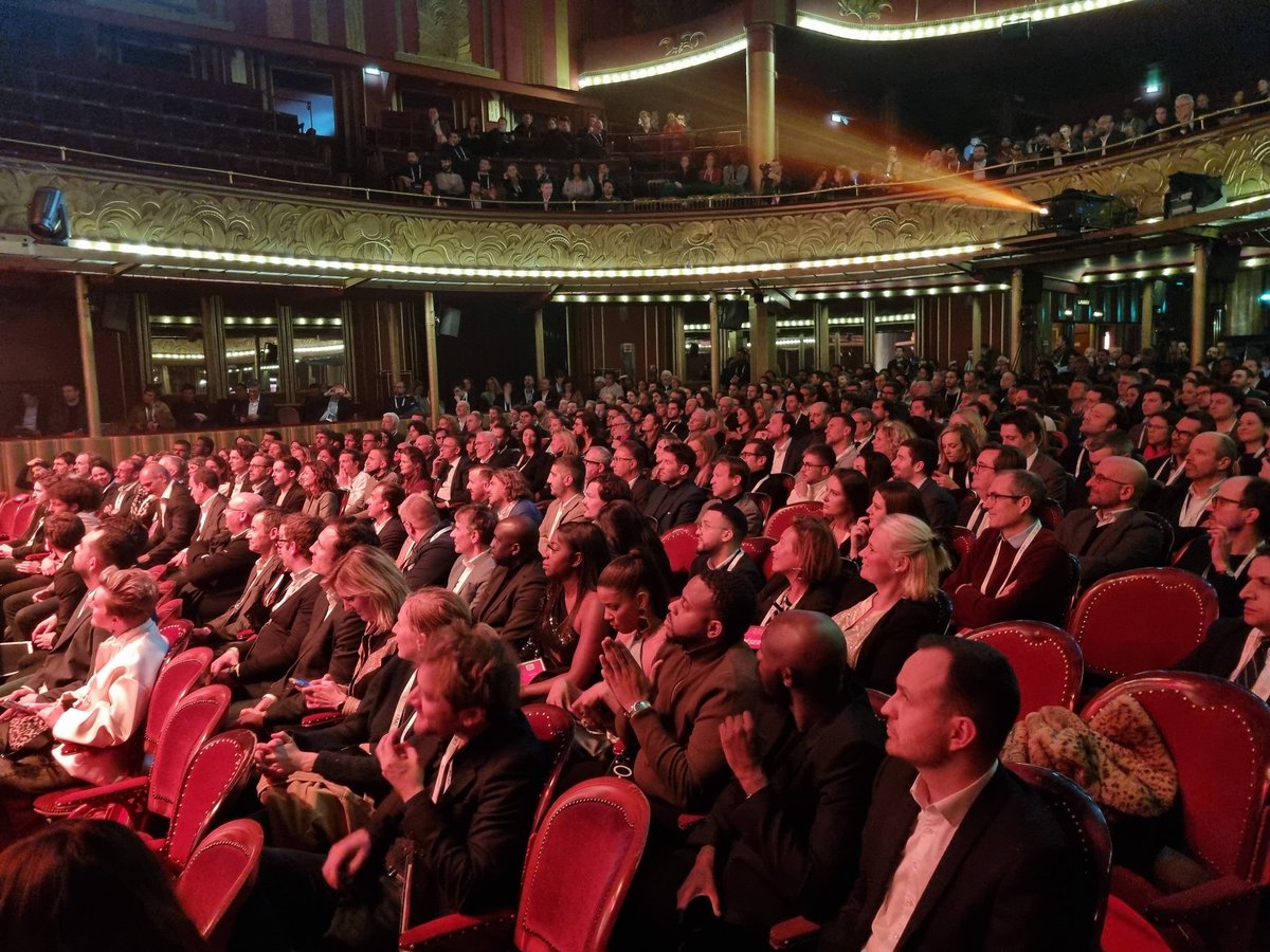 SportBusiness_C's tweet image. ❗ Coup d'envoi des Trophées Sporsora du marketing sportif 2023 #TSMS23. Cérémonie présentée par Thomas Thouroude et jury présidé par Cédric Pioline. 

Tous les lauréats de la soirée à retrouver dans ce fil ⬇️