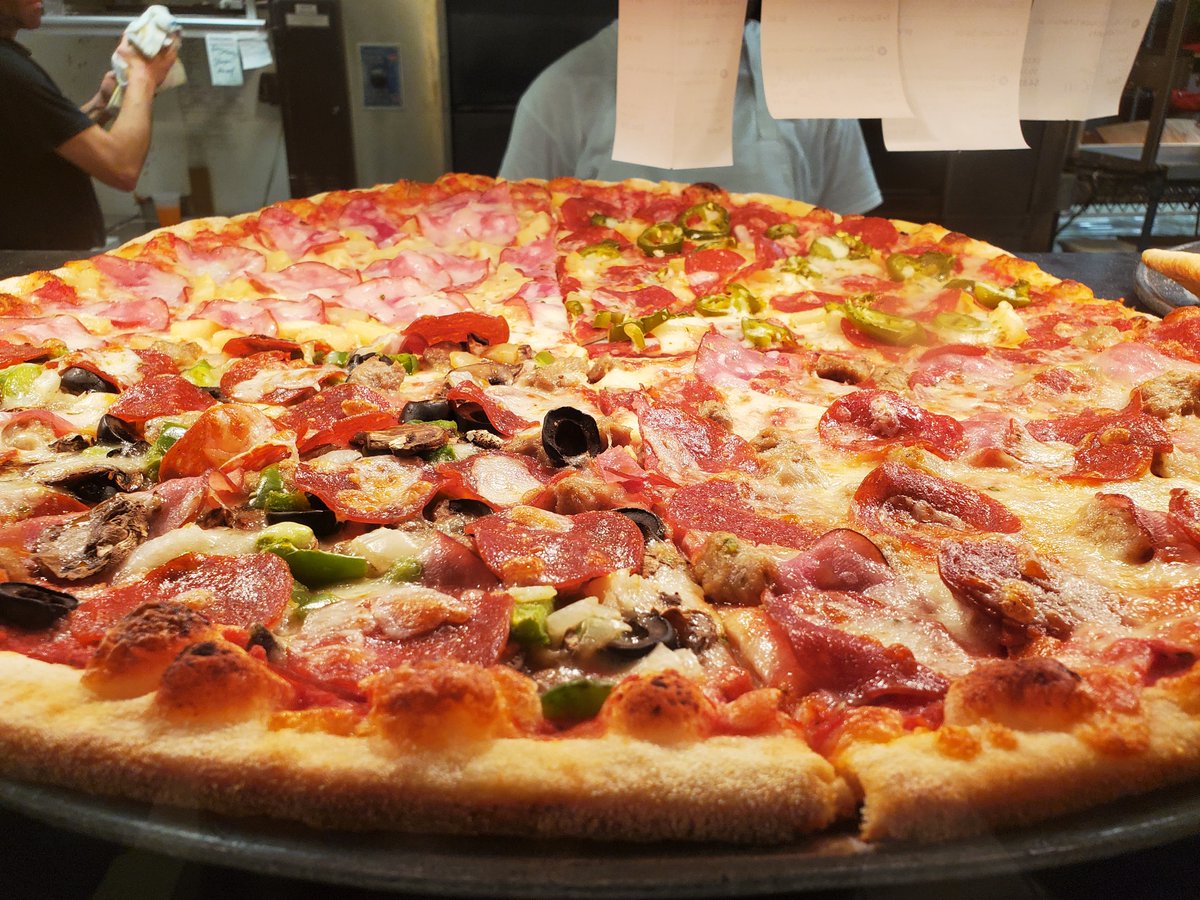 _Celestinos_'s tweet photo. "When I think pizza for lunch, I go for Celestino's! Best in town!" 5-star compliments from Alex. S. Thanks, Alex! #ChicoState #CSUChico #BestofChico https://t.co/mFzBGm0fLh