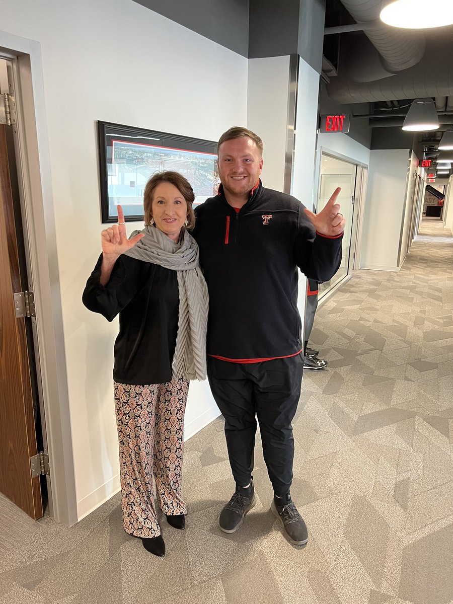 SlimeSzn (@ttuslimeszn) on Twitter photo #SlimeSzn kicking it with the best in the business #money #swag #SlimeSzn kicking it with the best in the business #money #swag