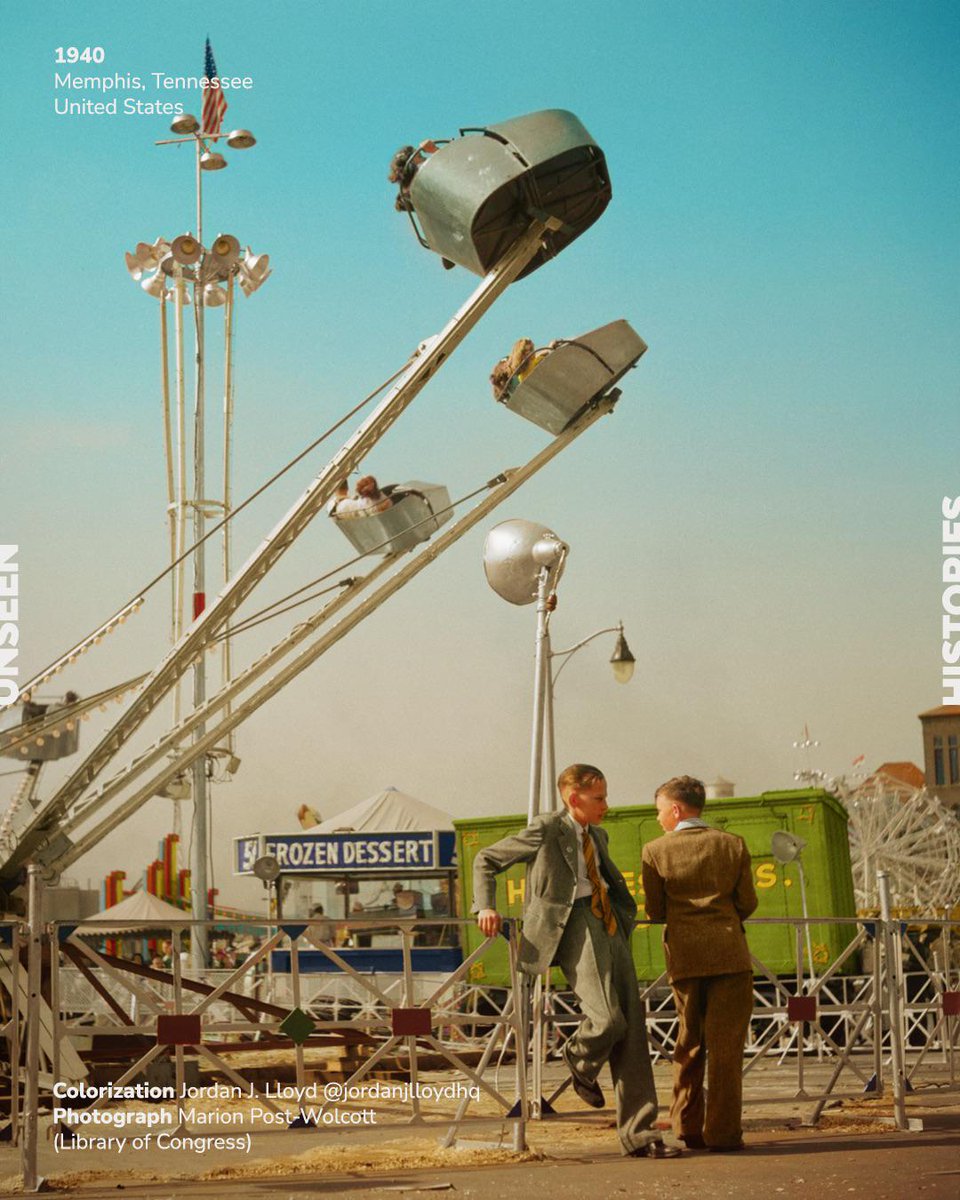 historyin_color's tweet image. 1940: Cotton Carnival, Memphis by Marion Post Wolcott.