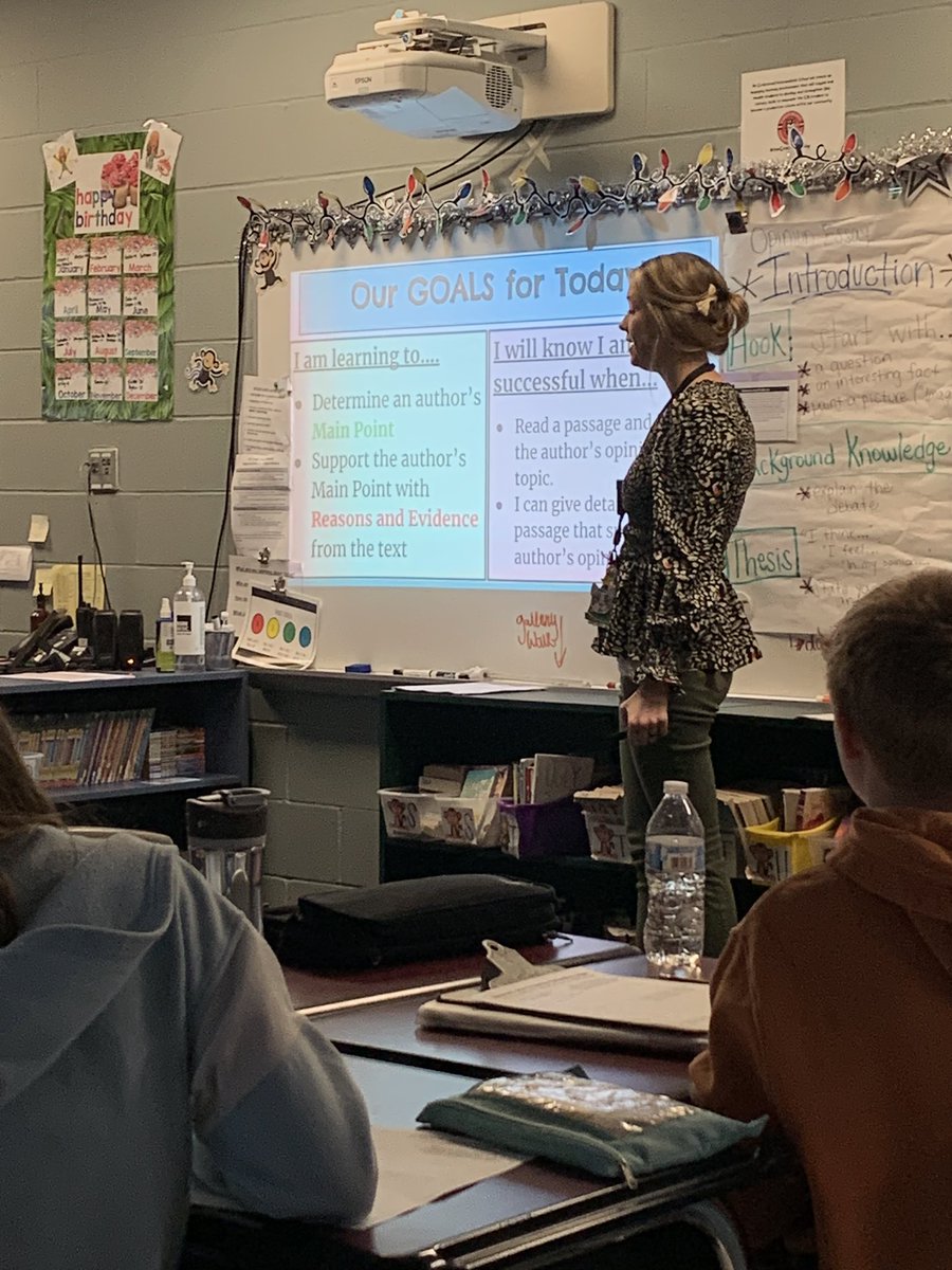 Great to sit in @MrsHead_CIS ELA and watching her go through the goals and expectation for the lesson! Mrs. Head leads by example. 

The students were all focused and knew exactly how to measure the success in the class! #teacherclarity #meaningful #focused #theCrestwoodWay