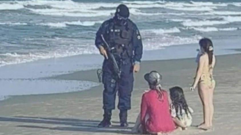 Tinkerb65712648's tweet image. Never forget they did this. 

Never forget they went along with this. 

Never forget they abused us and called us the crazy ones.

#COVID19 #PLANDEMIC #CONVID #SHEEPLE