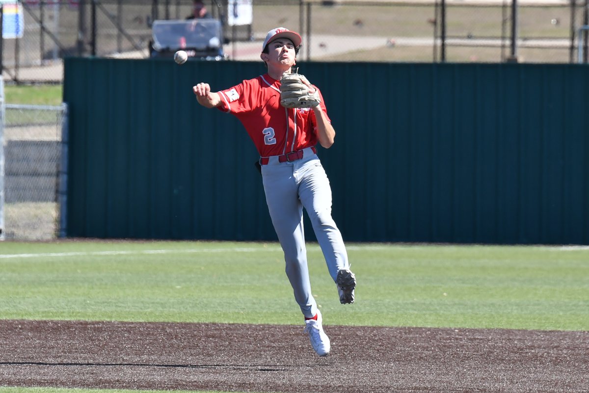 Mater Dei baseball wrapped up their trip to Texas to play in the Five Tool Festival with a 3-2 over Rockwall Heath on Saturday.  @FiveTool @FiveToolTexas @MDHS_Baseball @drewhbishop #FiveToolFestival