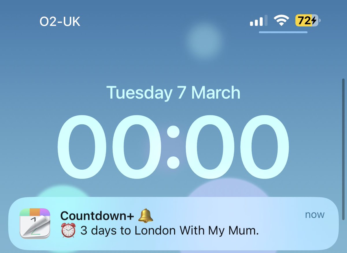 Gillian321part2's tweet image. It is 3 days to London With My Mum. 🤞. 

#MyPhoneCountdowns #3DaysToGo #London #MyMum.