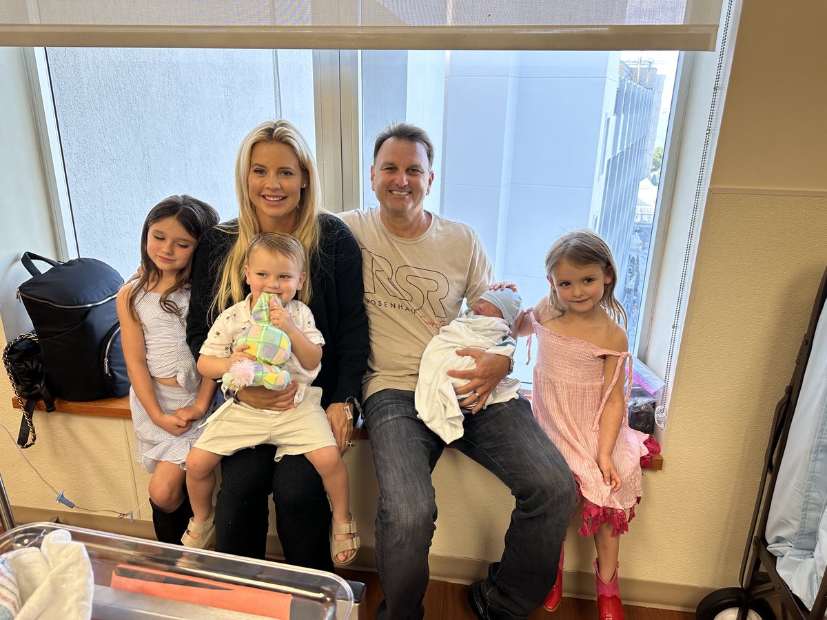 DrewJRosenhaus's tweet image. On May 8th my beloved father Robert Rosenhaus passed away unexpectedly at 78.  We miss him dearly.  So today I was overjoyed to honor him with the birth of my 2nd son &amp;amp; name him Robert Rosenhaus.  I hope young Robbie turns out to be just like his grandfather who was a great man