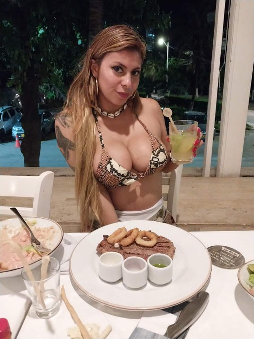 Buen provecho ✨ https://t.co/hkqBqWZ5nk