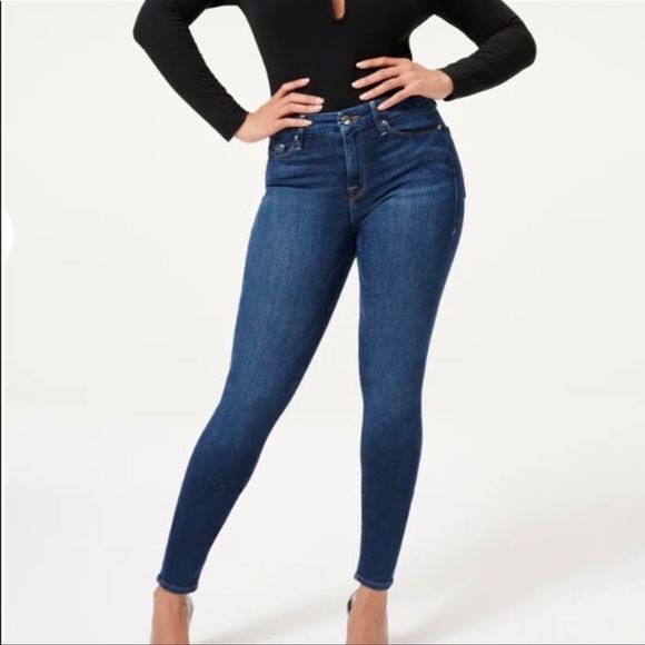 KimbleMyranda's tweet photo. So good I had to share! Check out all the items I'm loving on @Poshmarkapp #poshmark #fashion #style #shopmycloset #oldnavy #shein #goodamerican: https://t.co/4jtaCHUB5b https://t.co/RhybxG9Kvt
