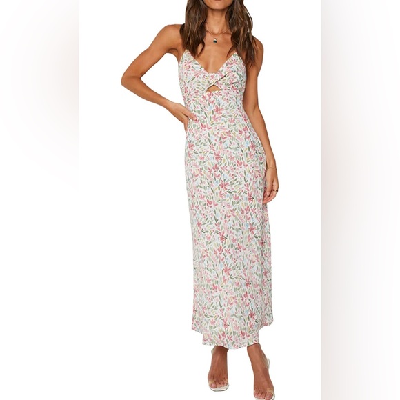 GrannysDime's tweet photo. So good I had to share! Check out all the items I'm loving on @Poshmarkapp #poshmark #fashion #style #shopmycloset #izod #zaful #aerie: https://t.co/07potm5TMM https://t.co/vBAJS2XrYH