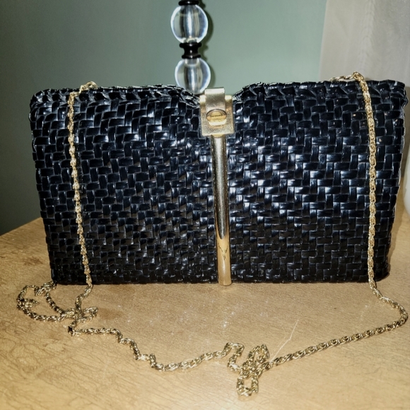So good I had to share! Check out all the items I'm loving on <a href="/Poshmarkapp/">Poshmark</a> from <a href="/HollyMartinsen/">holly martinsen</a> <a href="/Elvyluv09/">Elvy H</a> #poshmark #fashion #style #shopmycloset #stevemadden #anthropologie #walborg: posh.mk/JHCPO0MBXxb
