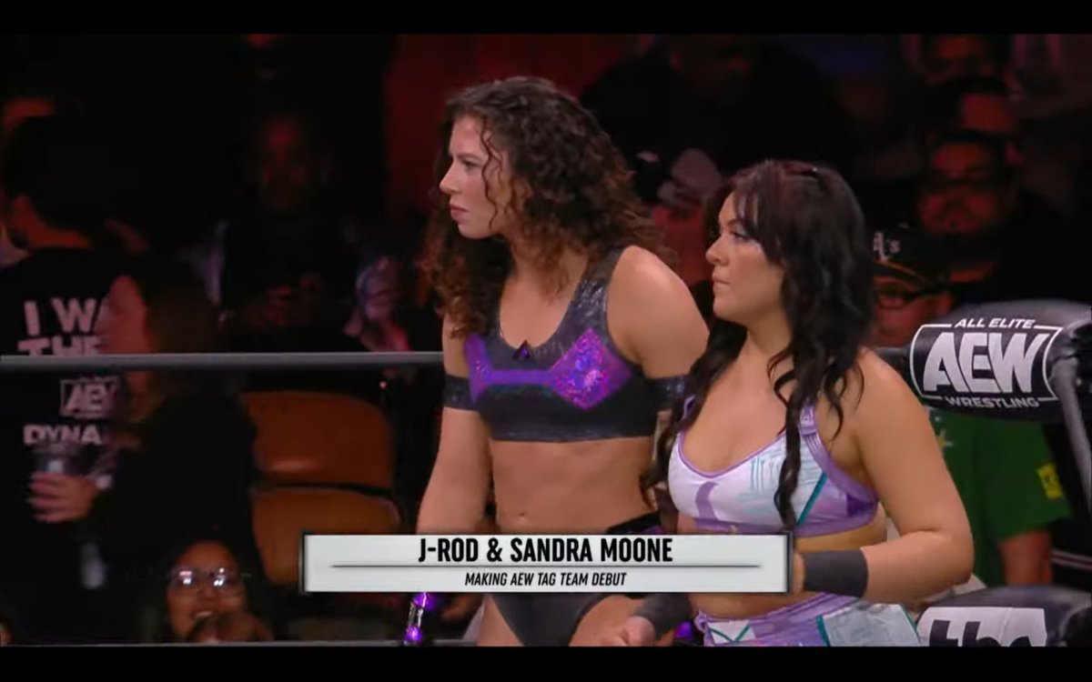 Bianca Belair is the best (@naomithegoat90) on Twitter photo <a href="/jsroden/">Jessica Roden</a> @SandraMoonepie #AEWDarkElevation <a href="/jsroden/">Jessica Roden</a> @SandraMoonepie #AEWDarkElevation