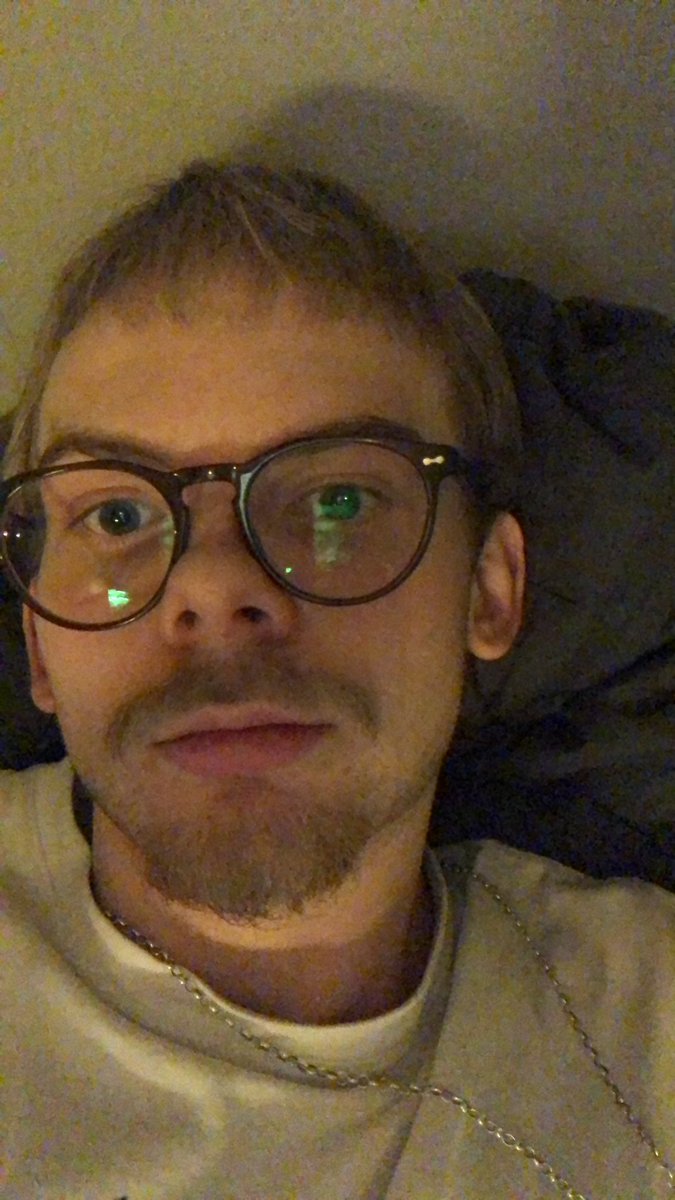 weckacigg's tweet image. Geekin #tweakin