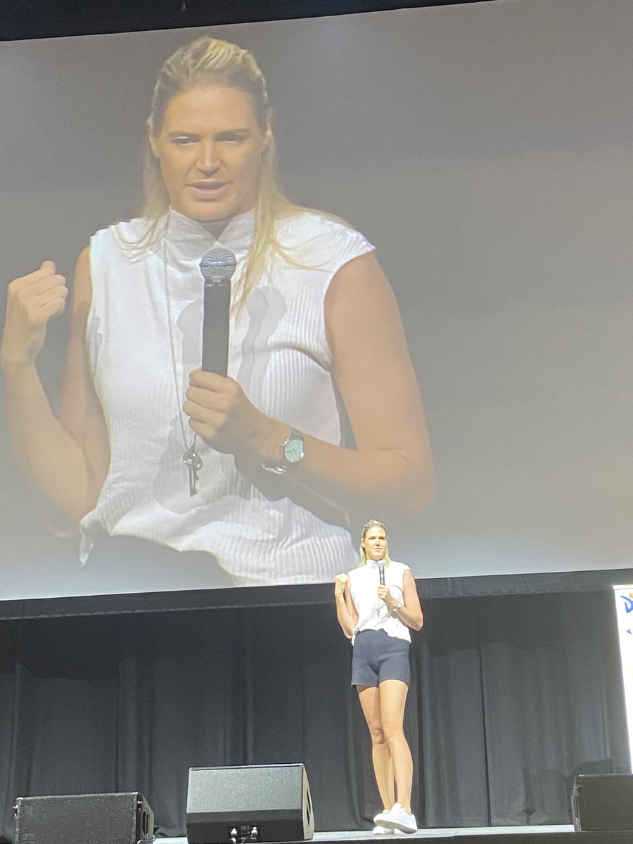 Two incredible speakers to start The National Young Leaders Day. Chris Green the captain of the Sydney Thunder &amp; Caitlin Bassett, former captain of The Diamonds. They both spoke about how important leadership is &amp; always putting the team first.