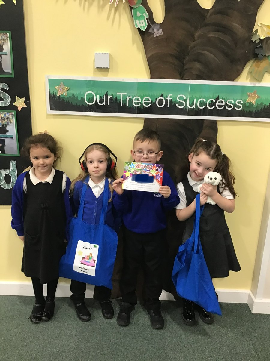 wla_y1's tweet photo. This week’s Stars of the week and Star Readers 🎉🎉 @WoodlandsA @HarbourLearning #hltpraiseculture https://t.co/ydz0YRQ4lh