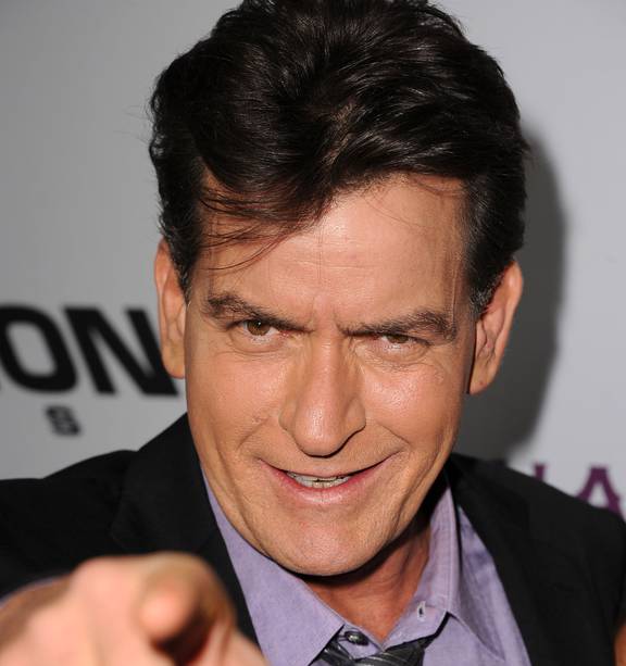 Prolotario1's tweet photo. Sadistic: Charlie Sheen along with Heidi Fleiss ran a "Child Sex Trafficking Ring" that was connected to the CIA. Corey Feldman &amp; Corey Haim were both raped by C. Sheen. The Viper Room is where sexual abuse of child actors took place along with the production of Adrenochrome. https://t.co/nrn2Gzj3Cx