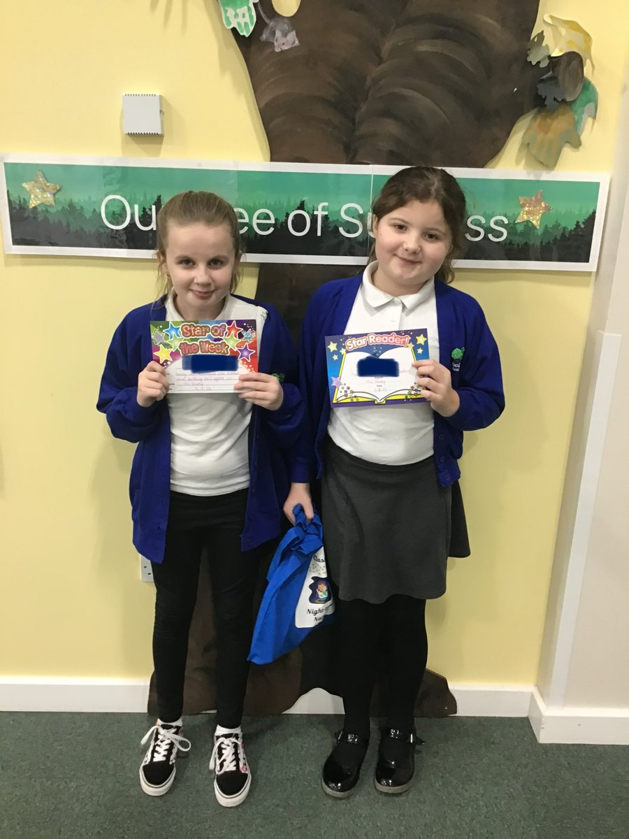 wla_y5's tweet photo. This week’s Star of the week and Star Reader 🎉🎉 @WoodlandsA @HarbourLearning #HLTPraiseculture https://t.co/CnMm8AKLHE