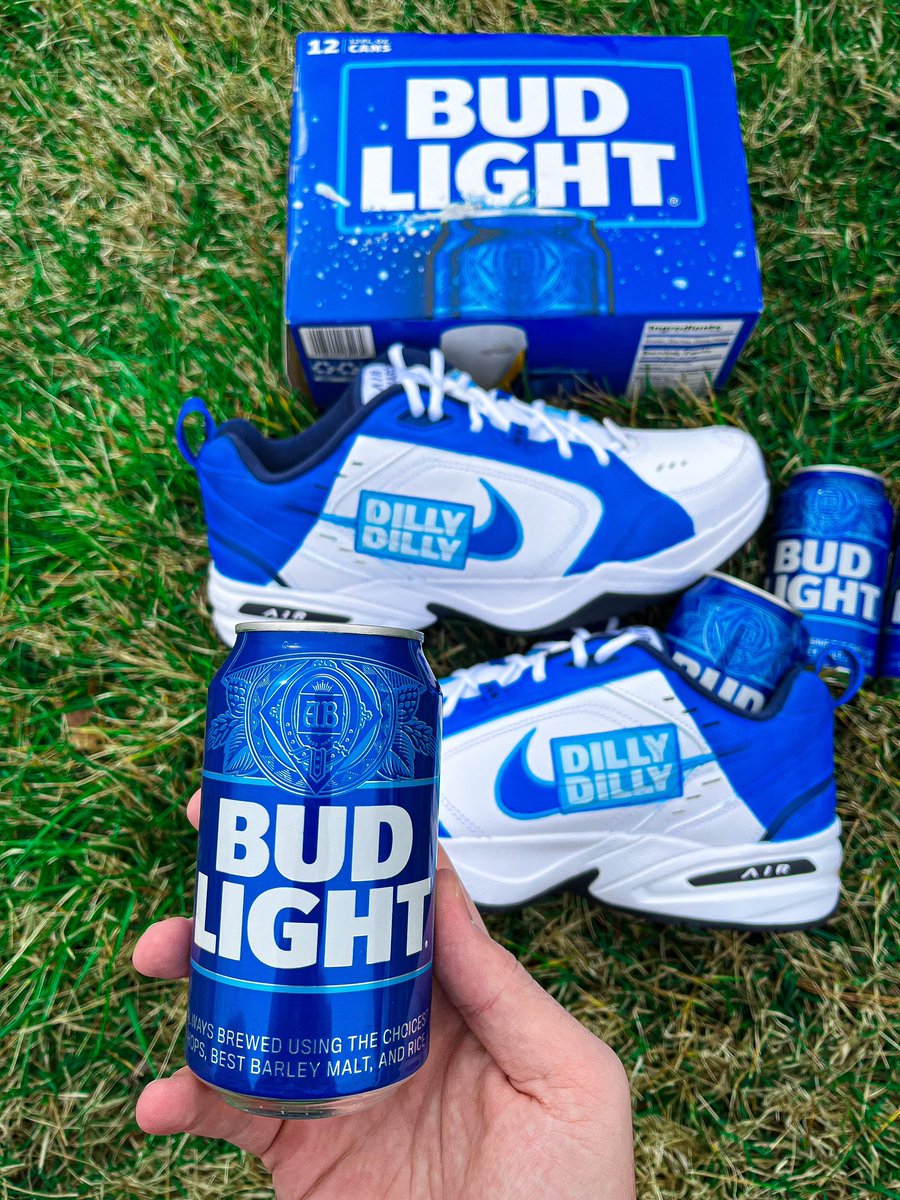 Dilly Dilly🍻Who says Air Monarch’s can’t be have some drip?? Crack open a cold one and enjoy some 🏀 #MarchMadness #ChampWeek #customkicks @budlight