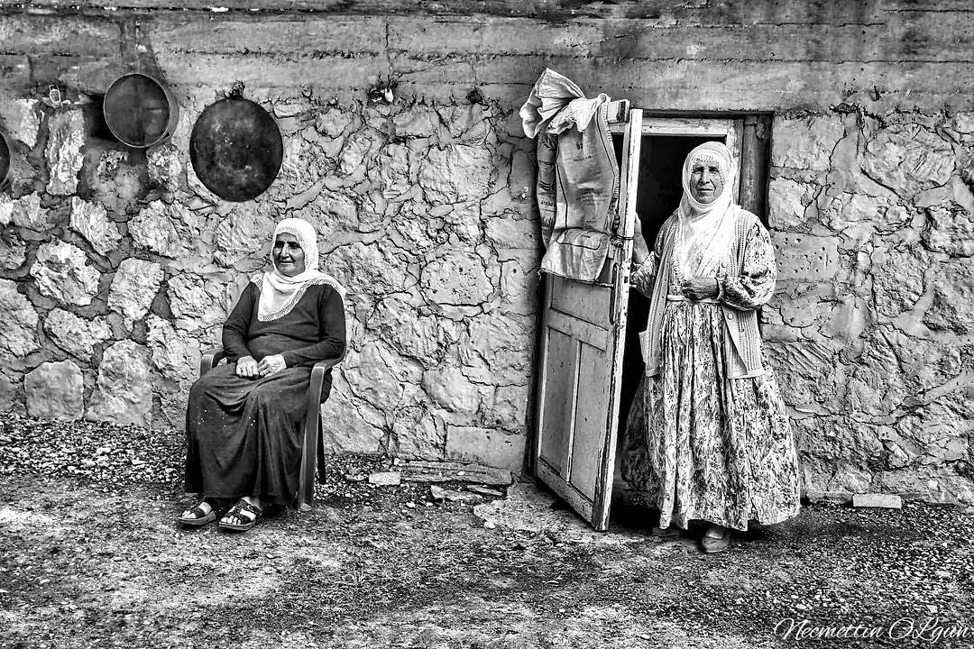 juramentadox's tweet photo. Qiblegaha Aşiqan..
Subh û êvarî şeva tarî şemala kê yî tu
leyletul qedr û berat in nûra mala kê yî tu
🌷| Melayê Bateyî
#Sevaberate #Berat https://t.co/ycmqAjg2Ya