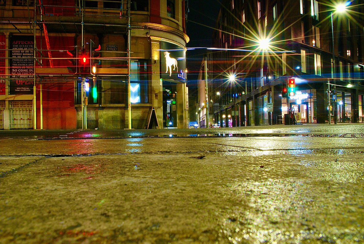 Northern Quarter this evening 🐝🐝 #Manchester #NorthernQuarter