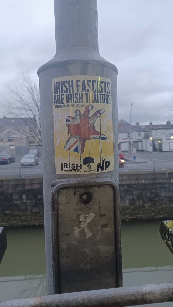RepublicansAF's tweet image. Republicans in Waterford City have produced stickers of Republicans Against Fascism designs and put them around the city.

Across all 32 counties the message needs to be clear - Irish Republicans stand against fascism!

#RepublicansAgainstFascism