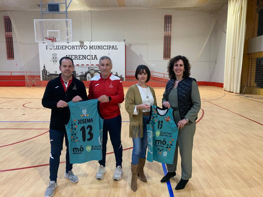 Ayuntamiento de Herencia tweet media