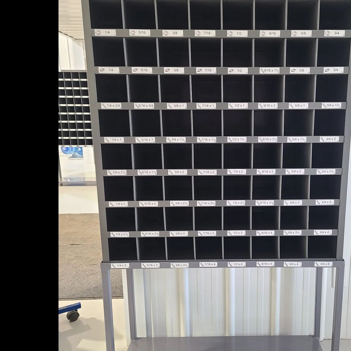 ventureparts's tweet photo. Only 3 left at this price! 3054pc Gr5 assortment of 1/4 to 3/4.
Includes bin, stand and labelled.
Only $991.81
Call to reserve yours. 204-542-0789
#fasteners #farm #construction #supportlocal #industrial https://t.co/IPXGlMnY8u