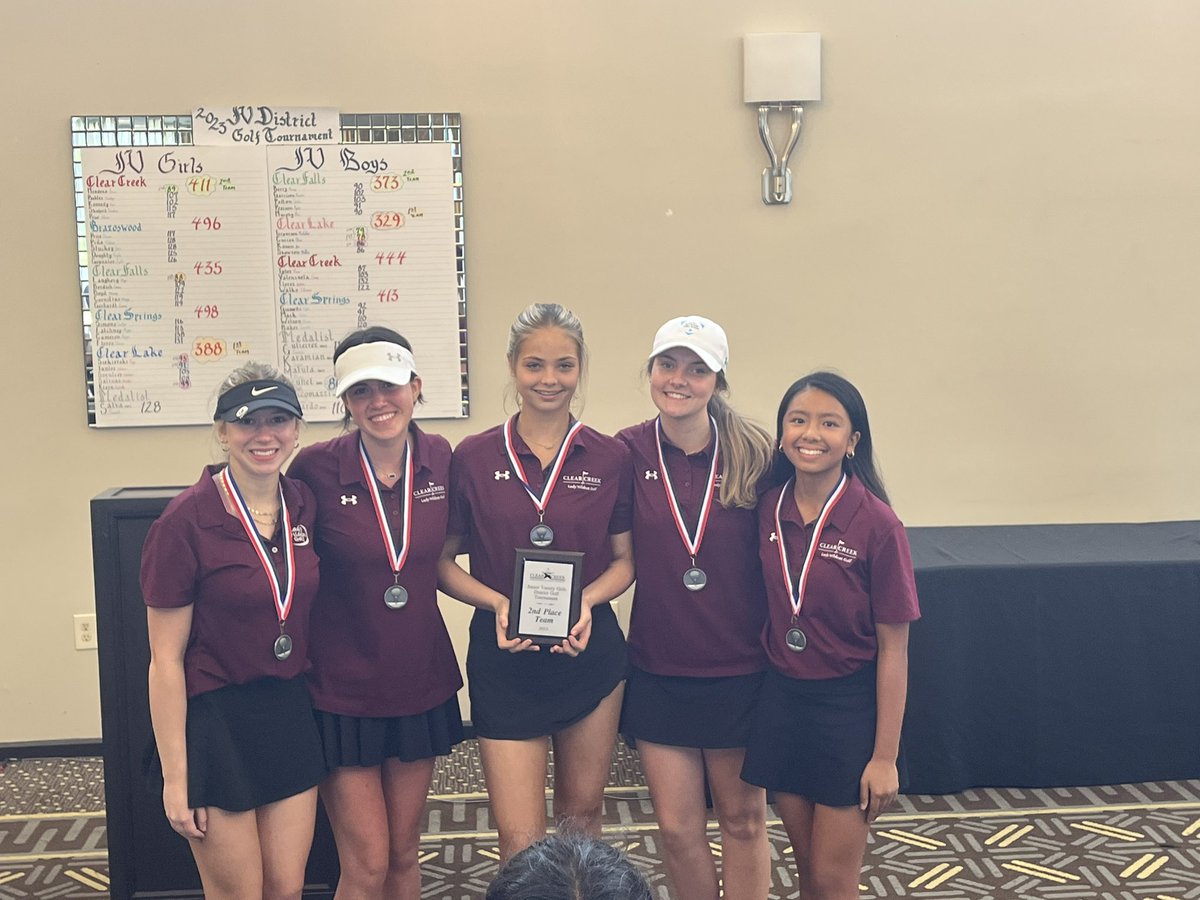 ladywildcatgolf's tweet photo. Congratulations to Lady Wildcat JV Golf on their 2nd place finish @ The 24-6A District Championship. Erica Mendoza won 2nd place overall! Great finish to the season!😂⛳️ https://t.co/BjoTZT6gJ2