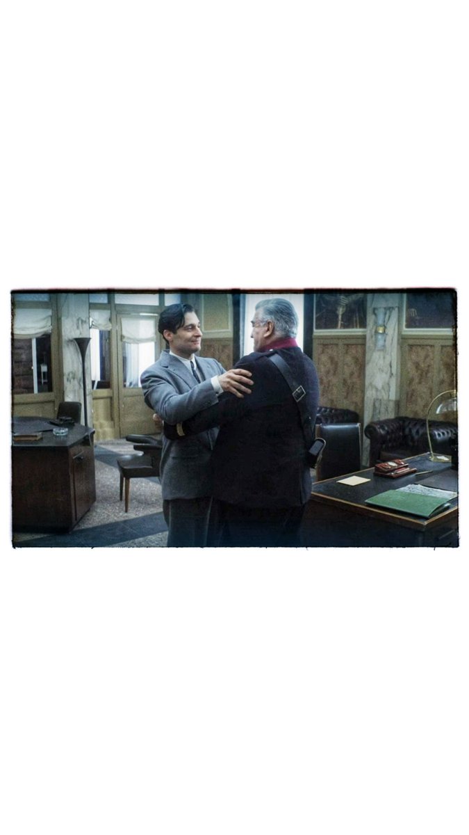 Uno sguardo che vale più di mille parole! <a href="/LinoGuanciale/">Lino Guanciale</a> <a href="/antoniomilo1/">antonio milo</a> #ilcommissarioricciardi2 #LinoGuanciale