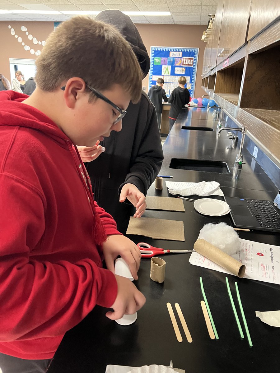 Fulton Junior High (@fulton_jrhigh) on Twitter photo 7th grade science hands-on projects: The Egg Drop challenge and Weather Forecasting! 7th grade science hands-on projects: The Egg Drop challenge and Weather Forecasting!