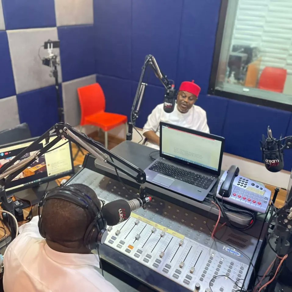 BuildWithUGN's tweet photo. My good people of Enugu State, it was an #engaging moment at the live interactive sessions today. Effective #leadership starts with mutual #communication with the people, and we are committed to this. Let's make history together, this Saturday, March 11, 2023.

#Enugu #Twitter https://t.co/6VswFQbTE4