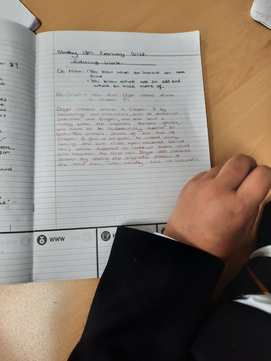 GauravDubay3's tweet image. #engchatuk Lots of modelling. I think fading support helps but we must be prepared that this takes months in reality. 

Our recent year 10 mid-unit assessment looked at improving students' conclusions. WCF helped students to make improvements and edits.