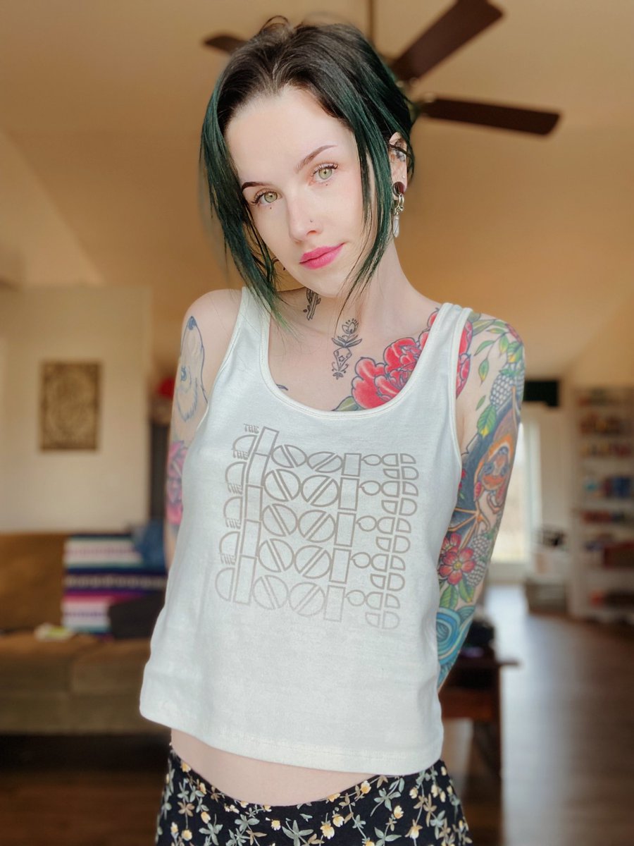 lizzieblake_'s tweet photo. hi https://t.co/Zy3ihT51ph