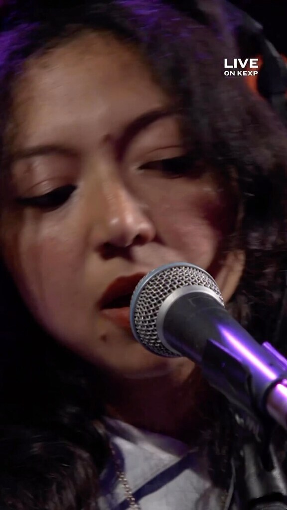 distancemgmt's tweet photo. Repost from @kexp
•
“I’ve long been a fan of Shana Cleveland, both with her band La Luz as well as her solo music. Shana shared tracks from her latest album Manzanita in a gorgeous KEXP session which showcases her adeptness at crafting songs filled w… https://t.co/CSfwNmy3G8 https://t.co/qnCjBKrTSH