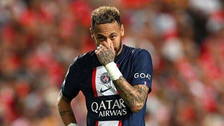 Eu vi ele perder a final da UCL

Eu vi ele ser roubado da Bola de Ouro

Eu vi ele ser linchado por torcedores de seu próprio clube e país

Eu vi ele perder a final da copa América 

Eu vi a eliminação dele na UCL

Eu nunca vou parar de te apoiar Neymar  🐐🇧🇷