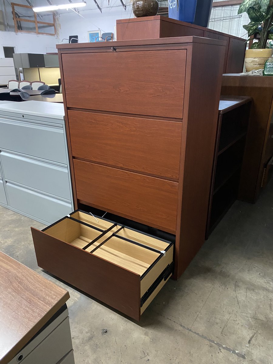 DFSIHOUSTON's tweet image. National Waveworks 4 drawer lateral file cabinet, commercial grade, laminate in cherry finish, file hanging frames, working lock with key, dimensions: 36” wide x 21” deep x 58” height #national #filecabinets #HoustonTX