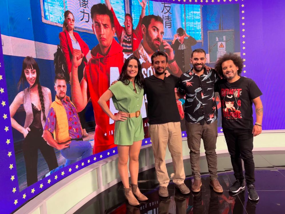 miramontevideo's tweet photo. ¡Estamos en vivo en #MiráMontevideo! ✨

Recibimos a Gonzalo Durante y Federico Torrado, actores de la serie Alí Sócrates🍿

Miranos en:
📺 Canal abierto 6.1
🔴 Web: https://t.co/W0vYFIBghG
Todos los cables - Red CUTA en todo el país
🇺🇾🇦🇷🇨🇱 Direct TV 1194 https://t.co/jQeMwINU11