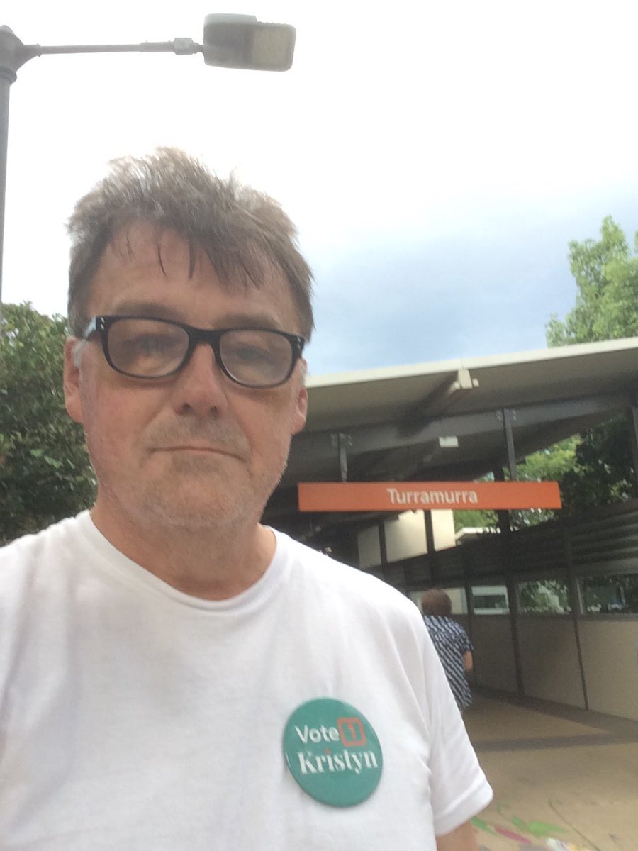 StuartRCrossman's tweet photo. A tad after 8am, 1 hour on the street, 200 flyers later & Iโm out of stock. #Logistics ๐คฆ๐ปโโ๏ธ
#Turramurra are clearly delighted to have a fresh new #community #independent candidate that listens to them & intends to act on their concerns.
#WahroongaVotes โฆ@KristynHaywoodโฉ ๐ช https://t.co/vxy6FzMvLu