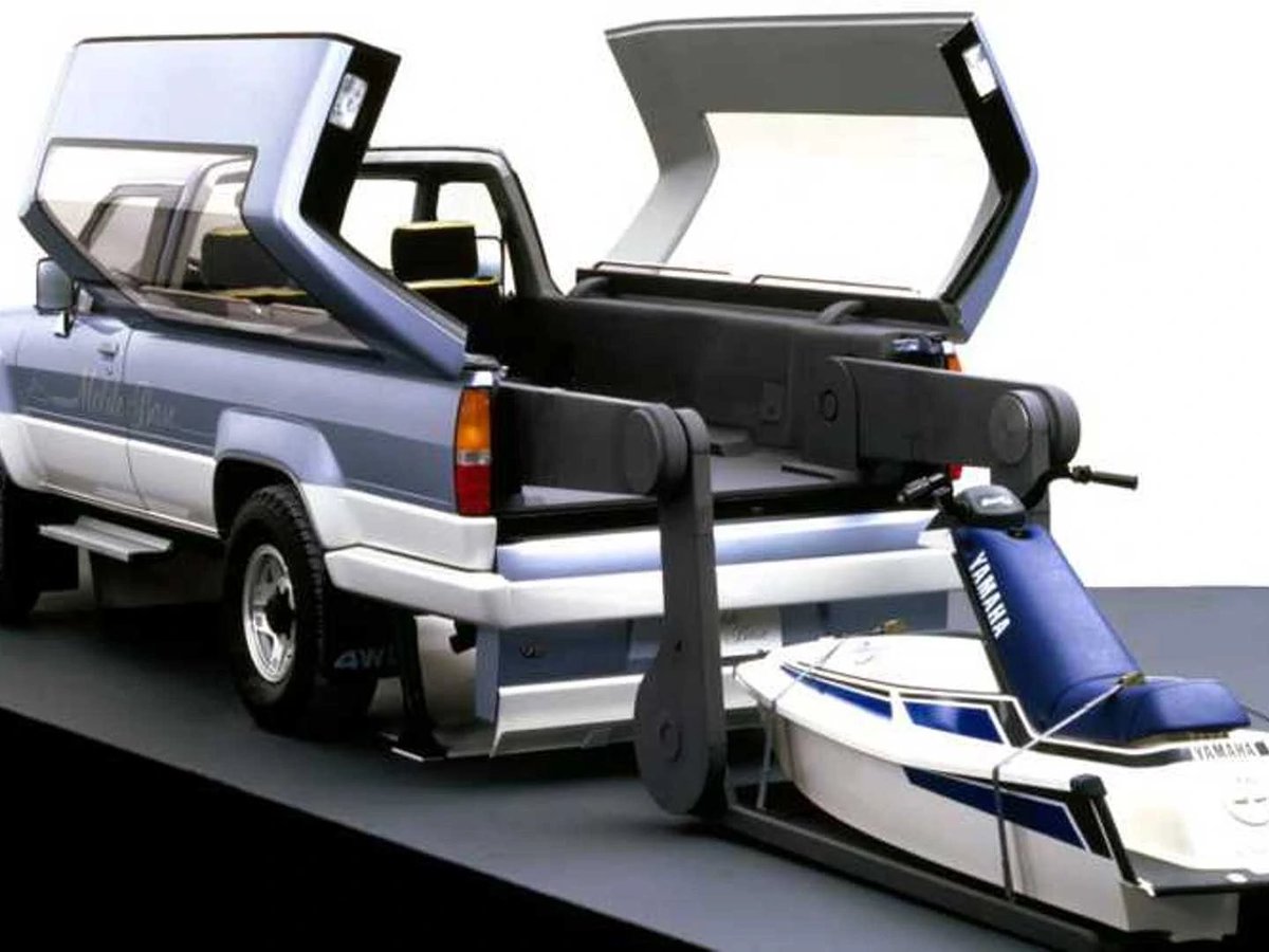 4WDToyotaOwner's tweet photo. This is real…in 1987 @Toyota built this 4Runner concept with a jet ski loading unit! Too cool. https://t.co/VvZMf8vTSd