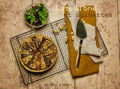 cofooders's tweet photo. #Recette via #lesfillesatable Tarte au brie et noisettes 👉https://t.co/9b3uuWT3NL #tarte #fromage #brie #noisette #mardiconseil #plat #cuisiner #tropbon https://t.co/z48sgohU0x