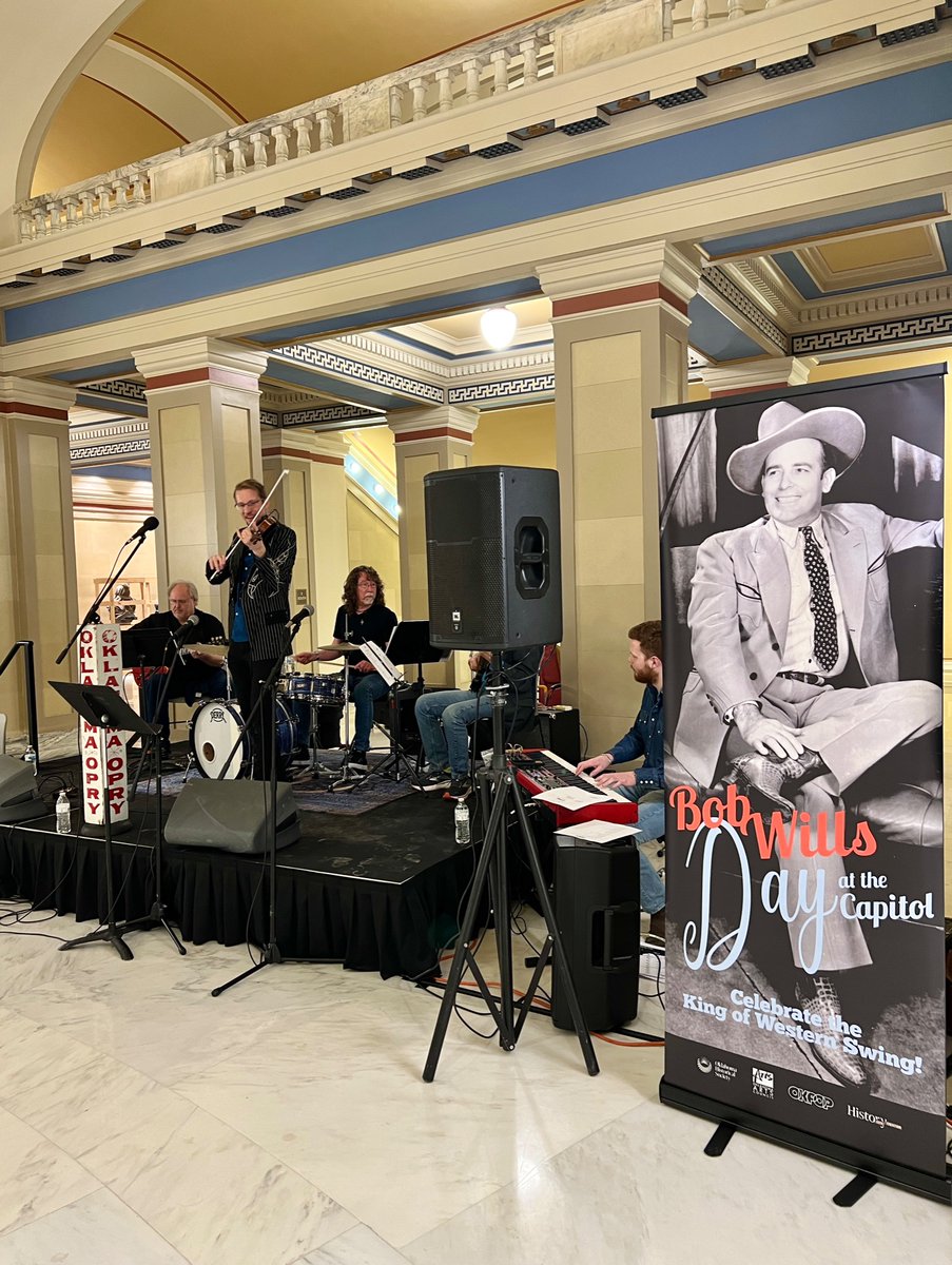 Happening now: Bob Wills Day at the Capitol continues with a fantastic performance by @KyleDillingham