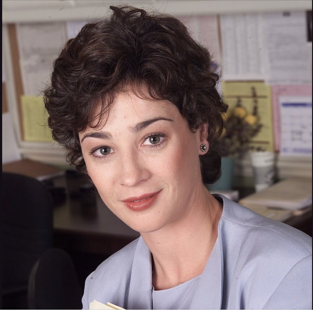 Happy Birthday, Moira Kelly! 