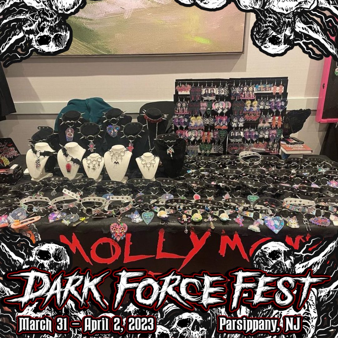 darkforcefest's tweet photo. Vendor Feature: @mollymonroeapparel
D.I.Y Punk/Goth apparel
Hand painted clothing
Jewelry, pins and accessories
#DarkForceFest #VampireFreaks #GothFestival #VendorFeature #GothFest #NewJersey #Goth #Emo #Parsippany #USAGothFestival https://t.co/VbMPHDUFEt