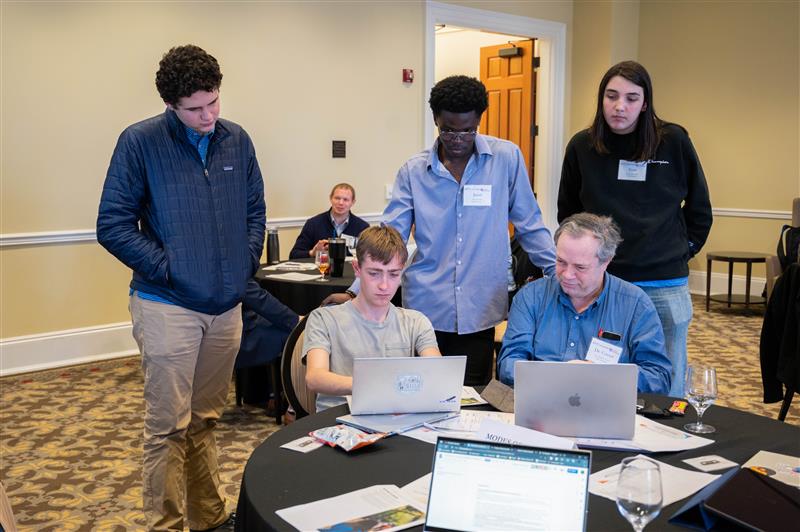 Hunt_Institute's tweet photo. Our teams have been busy working on data analysis and visualization, and getting started developing their projects! We can feel the brainpower in the room! #NCDatathon @NCDIT https://t.co/bPBDy1vyzz