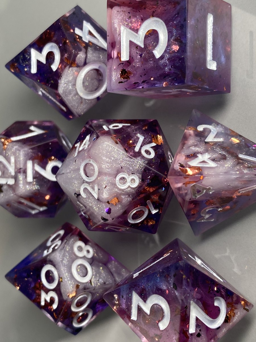 CarleySteichen's tweet image. ✨✨Dice Available✨✨

These beautiful sets of dice, as well as some others, are available for purchase in my Etsy shop.

Check them out here: etsy.com/shop/Armadillo…

#handmadedice #resindice #sharpedgedice #ttrpgfamily